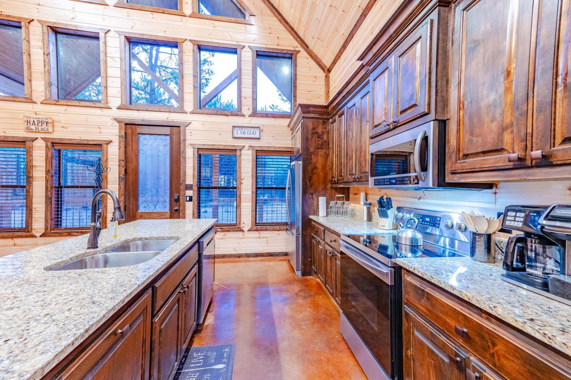 The Luxurious Blue Sky Lodge Is Epic! 브로큰보우 외부 사진